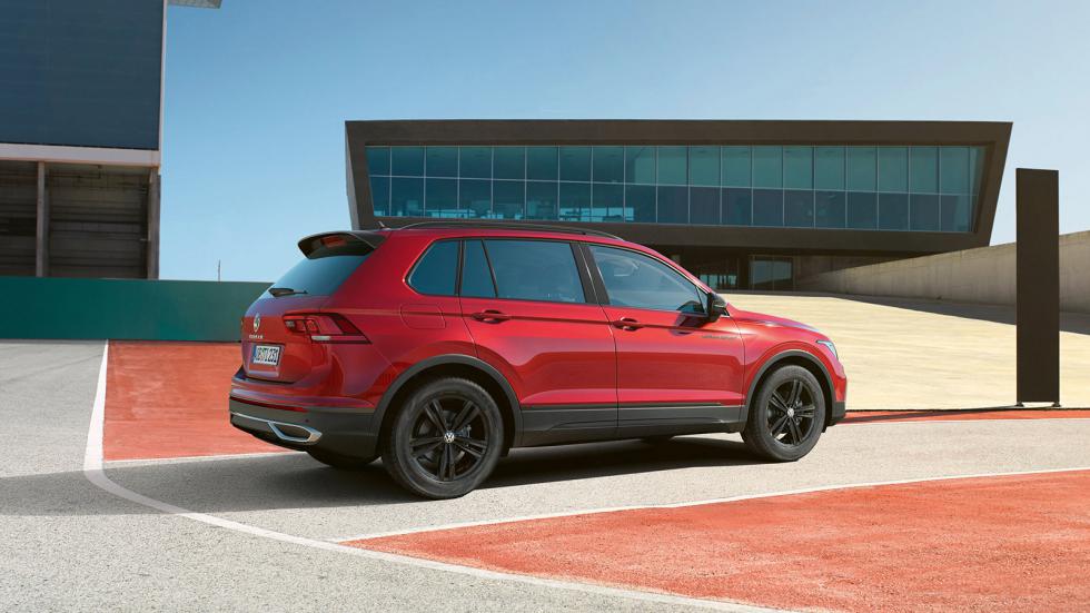 Το νέο Volkswagen Tiguan Urban Sport ξεκινά από 33.125 ευρώ (1,5 TSI με 130 ίππους) στην αγορά της Γερμανίας.